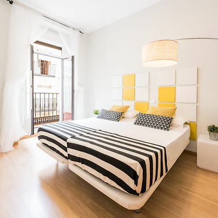 Smartr Madrid Chueca Aparthotel Luaran gambar
