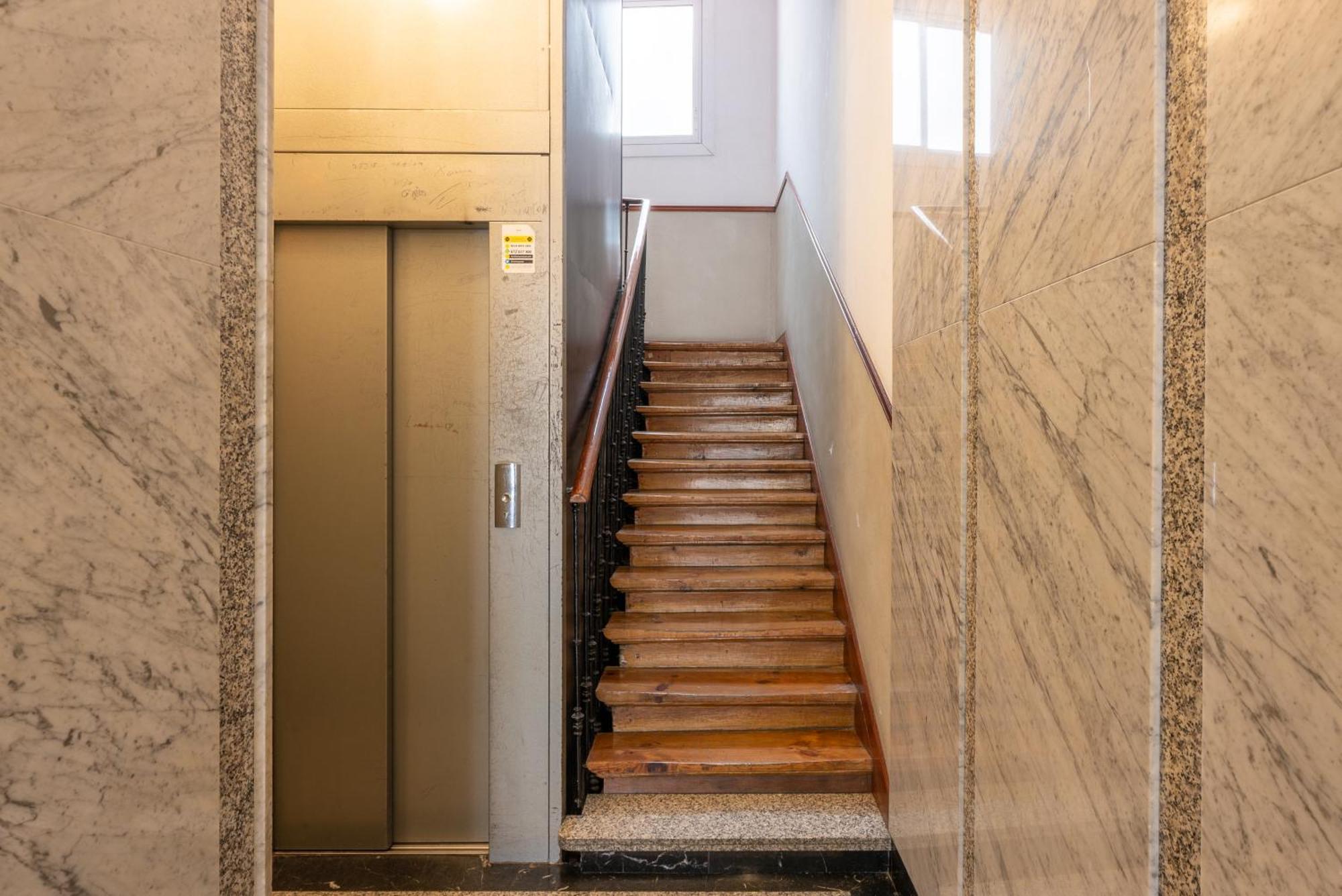 Smartr Madrid Chueca Aparthotel Luaran gambar