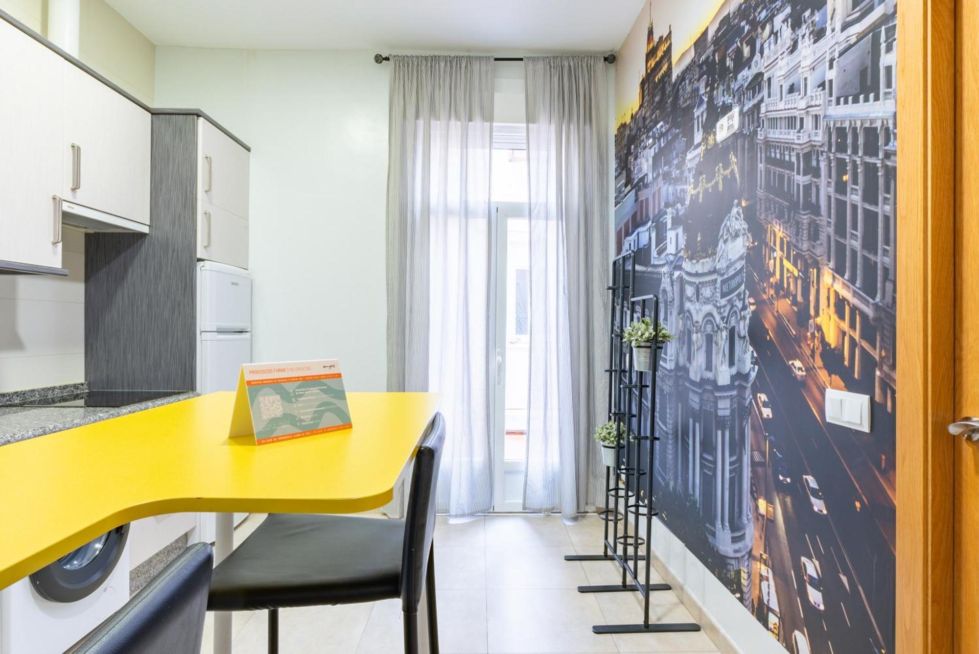 Smartr Madrid Chueca Aparthotel Luaran gambar