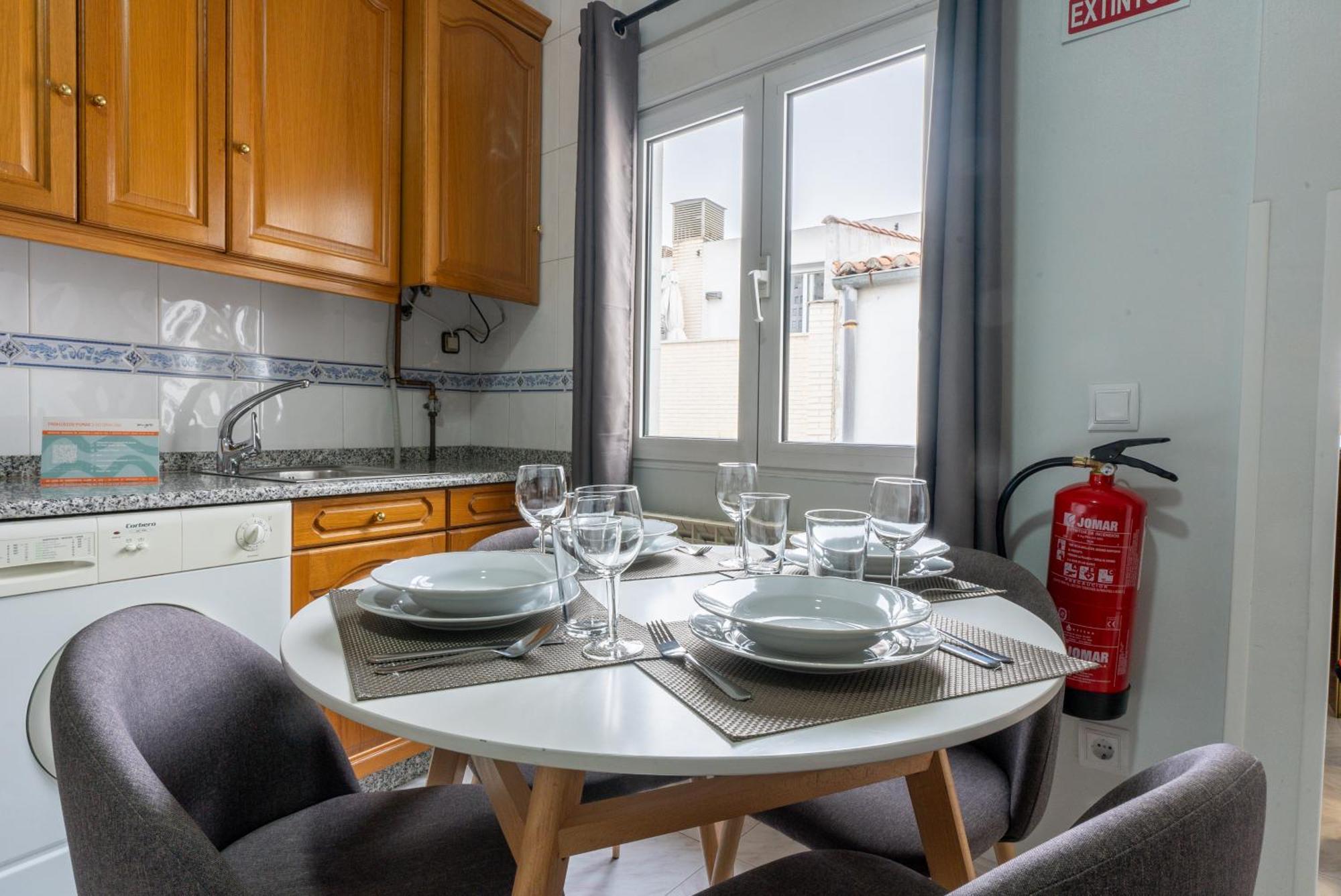 Smartr Madrid Chueca Aparthotel Luaran gambar